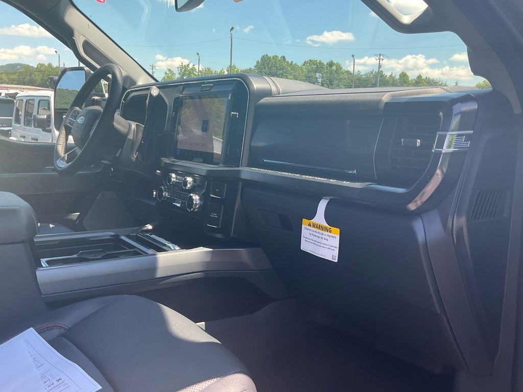 2026 Ford F-350SD Lariat DRW