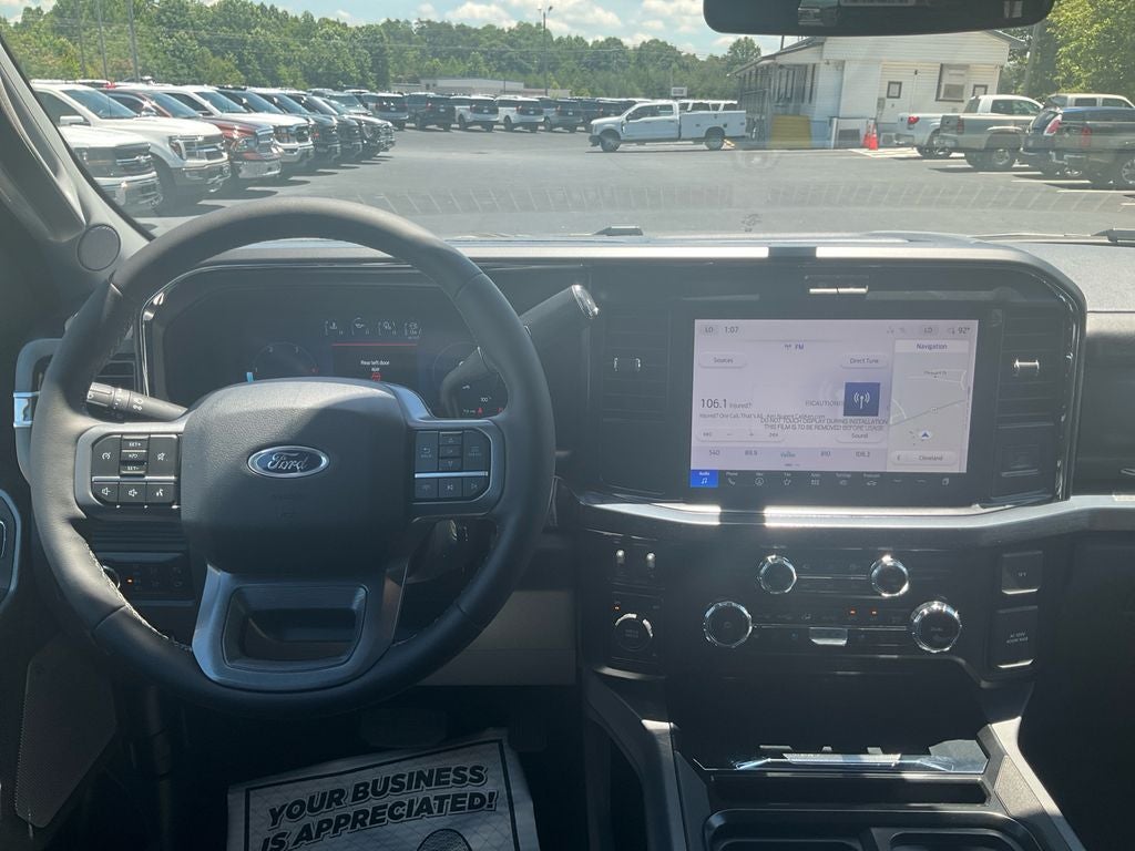 2026 Ford F-350SD Lariat DRW