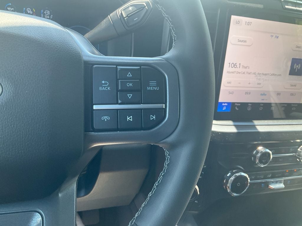 2026 Ford F-350SD Lariat DRW