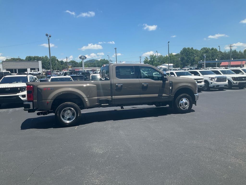 2026 Ford F-350SD Lariat DRW