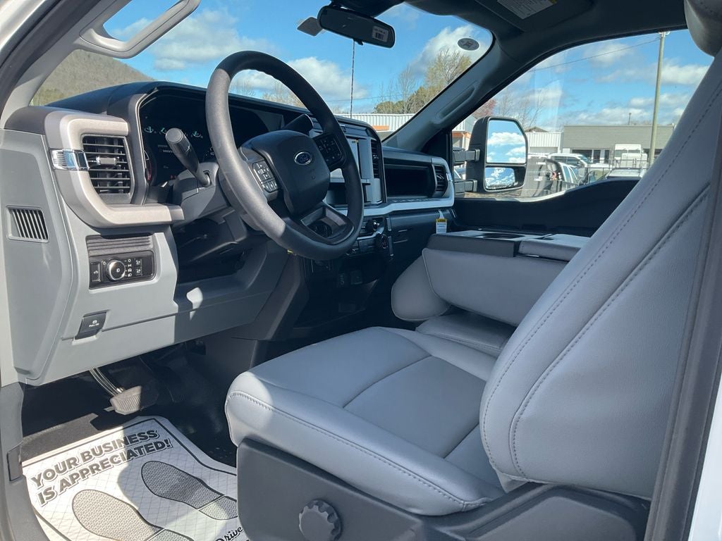 2026 Ford F-350SD XL DRW