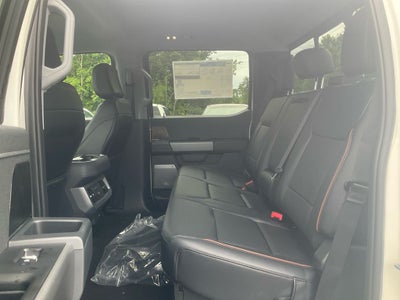 2026 Ford F-350SD Lariat DRW