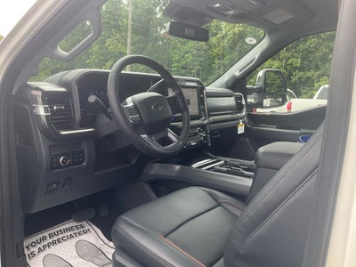 2026 Ford F-350SD Lariat DRW