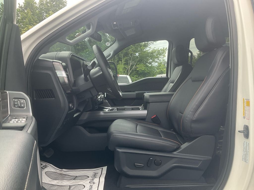 2026 Ford F-350SD Lariat DRW