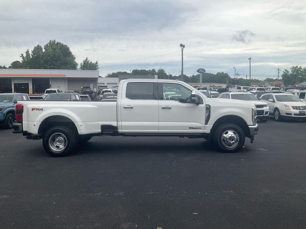 2026 Ford F-350SD Lariat DRW