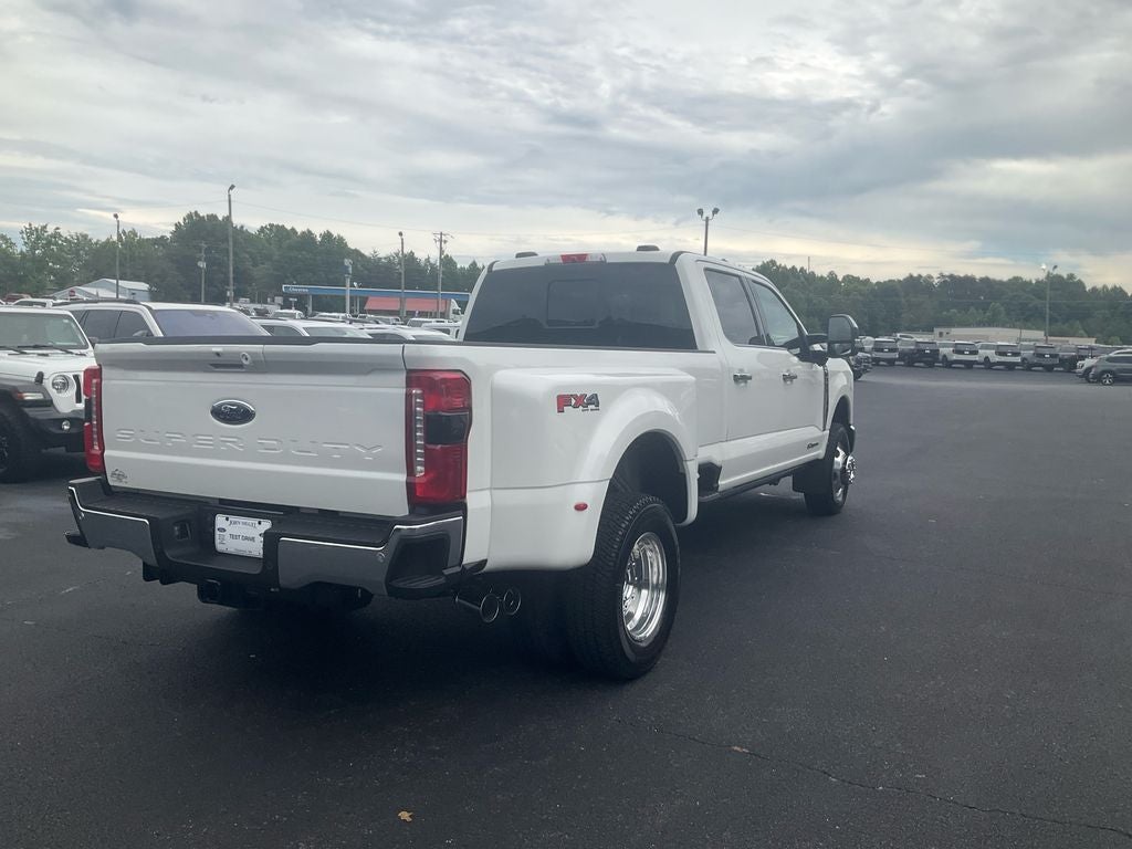 2026 Ford F-350SD Lariat DRW