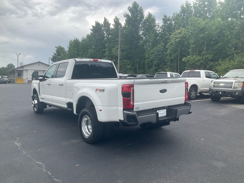 2026 Ford F-350SD Lariat DRW