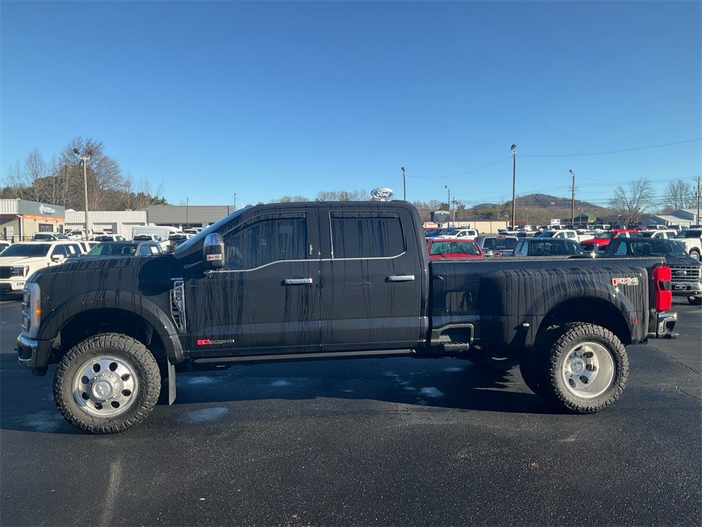 2026 Ford F-450SD King Ranch DRW