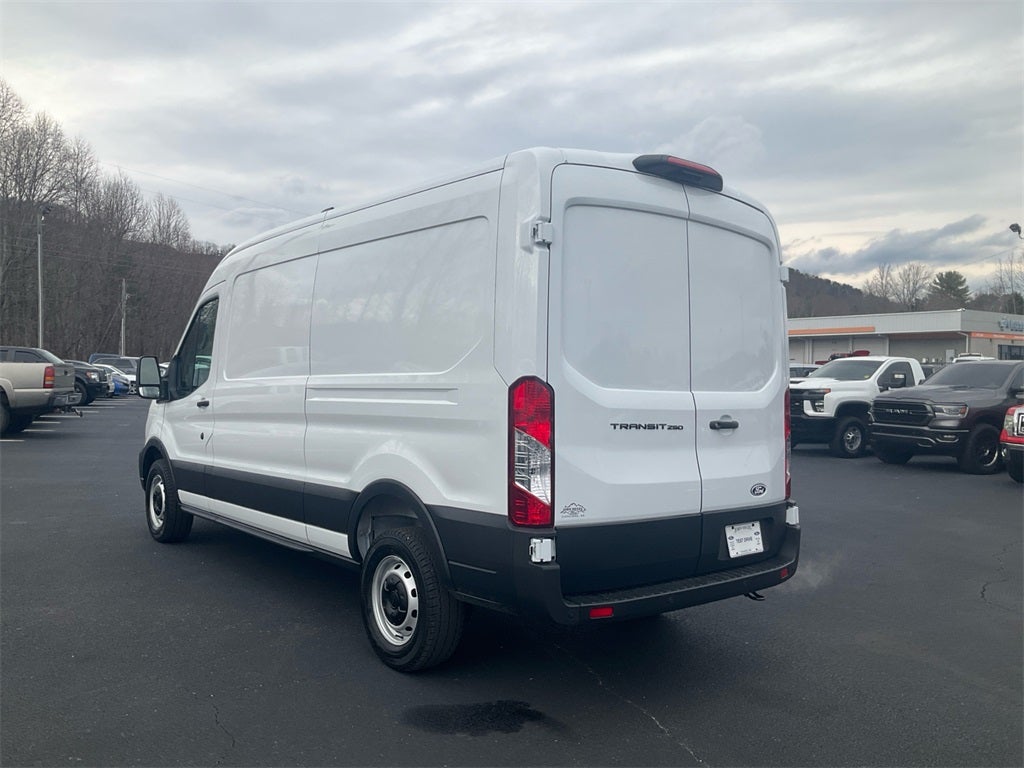 2026 Ford Transit-250 Base