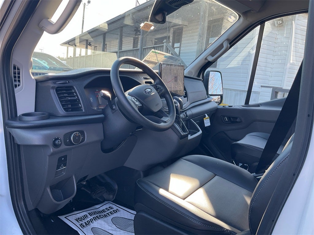 2026 Ford Transit-250 Base MID ROOF