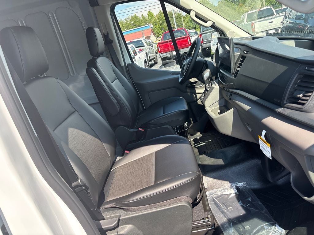2026 Ford Transit-250 Base MEDIUM ROOF