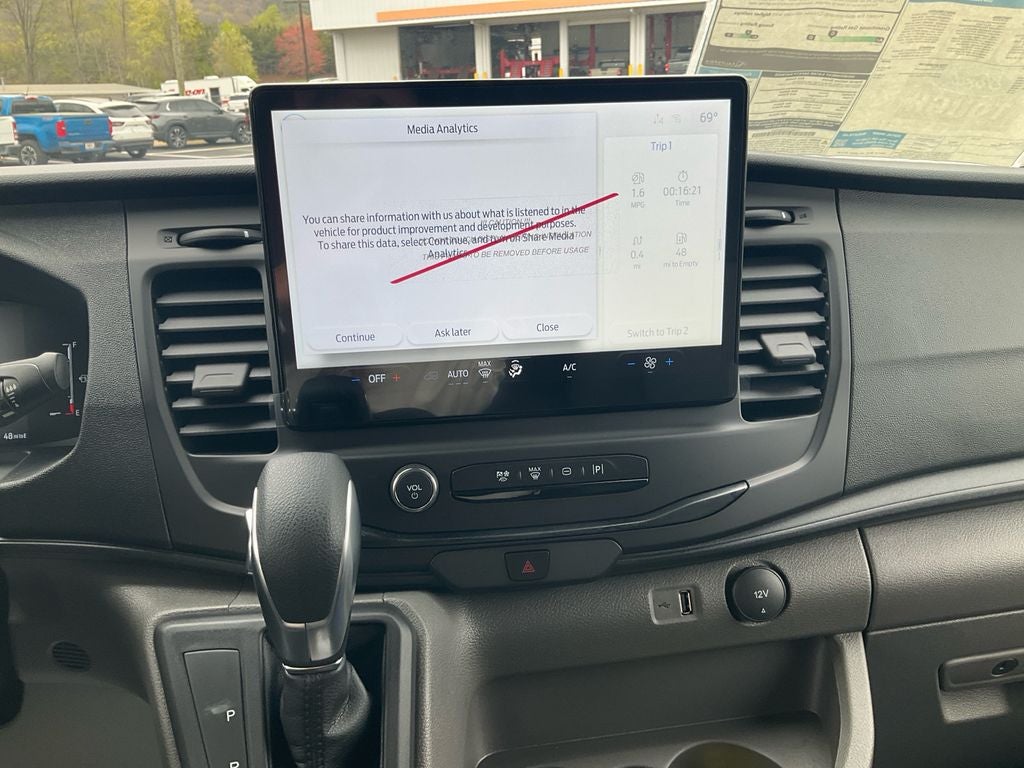 2026 Ford Transit-250 Base MID ROOF