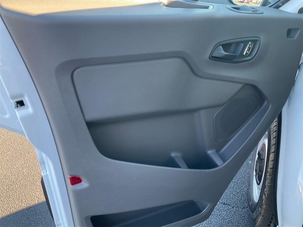 2026 Ford Transit-250 Base MID ROOF