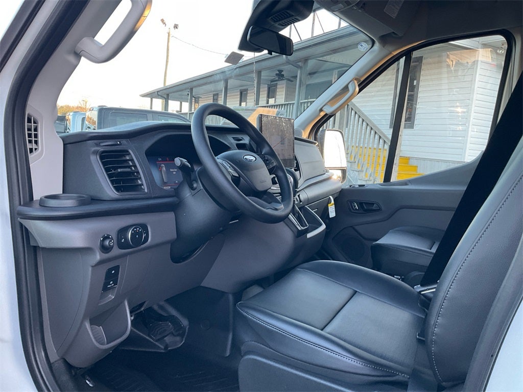 2026 Ford Transit-250 Base MID ROOF