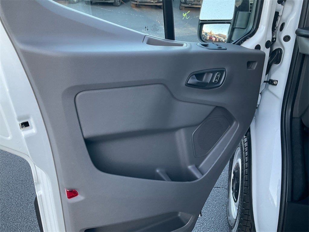 2026 Ford Transit-250 Base MID ROOF