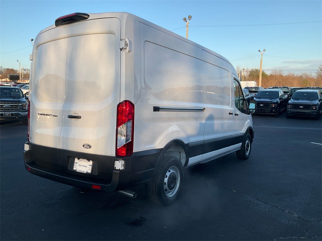 2026 Ford Transit-250 Base MID ROOF