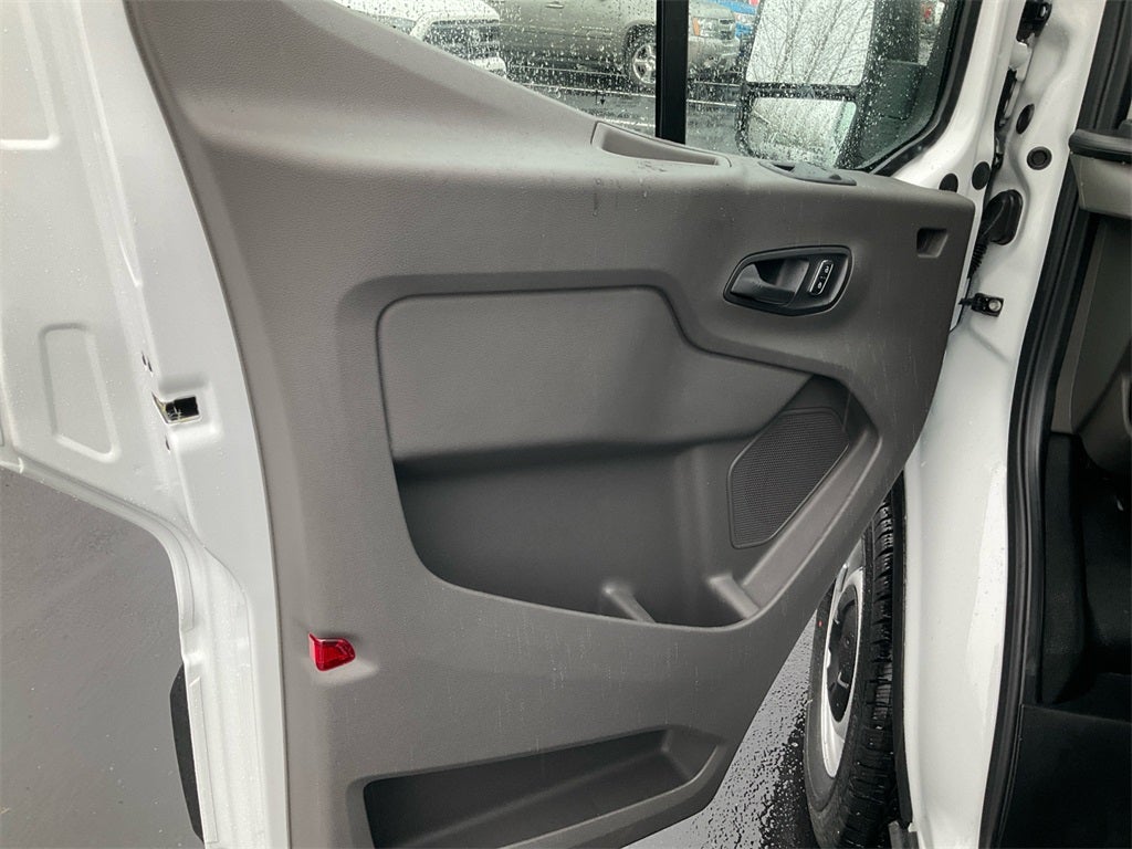 2026 Ford Transit-250 Base MID ROOF