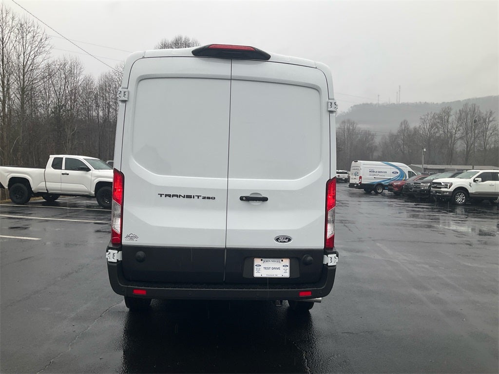 2026 Ford Transit-250 Base MID ROOF