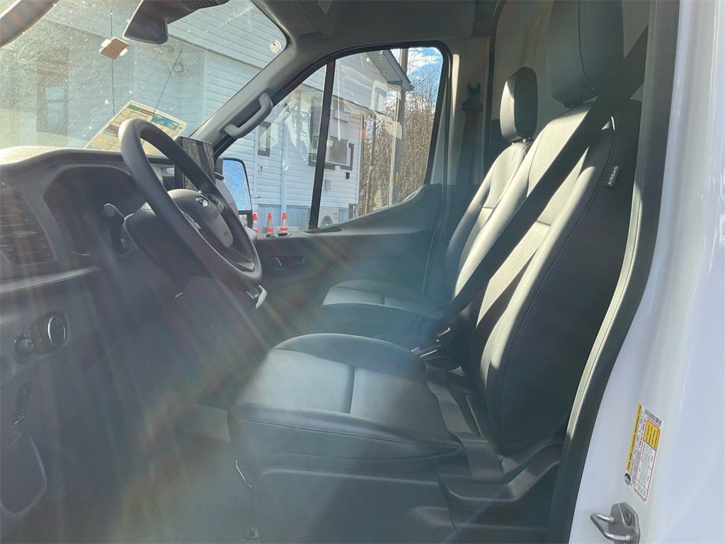 2026 Ford Transit-250 Base MID ROOF