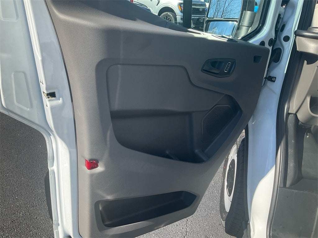 2026 Ford Transit-250 Base MID ROOF