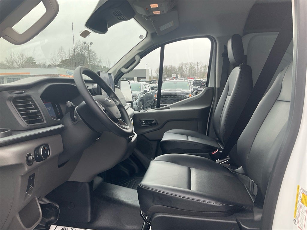 2026 Ford Transit-250 Base LOW ROOF