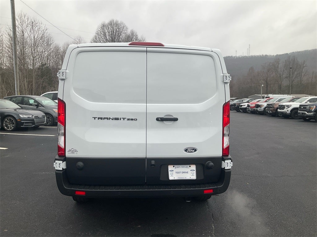 2026 Ford Transit-250 Base LOW ROOF