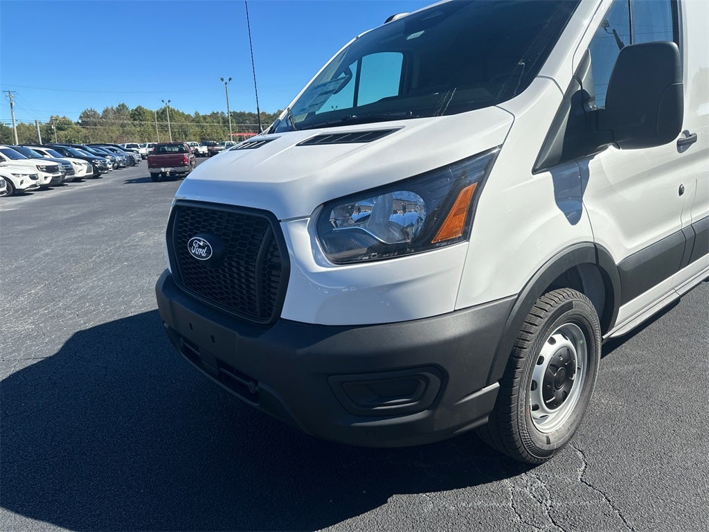 2026 Ford Transit LOW ROOF