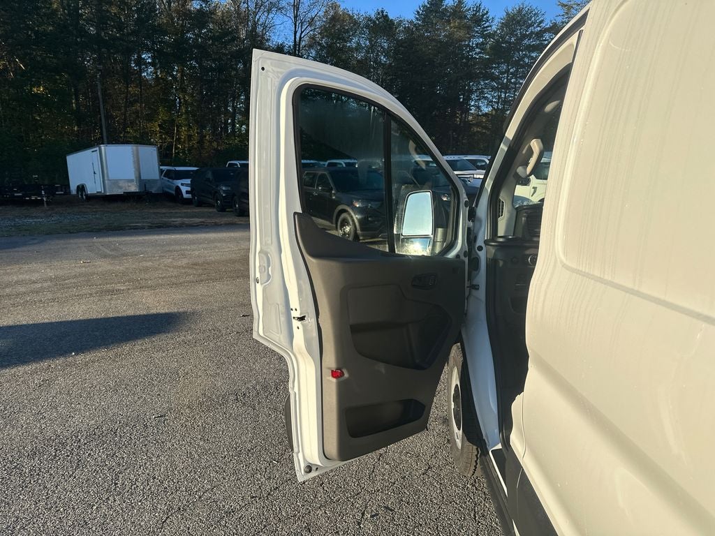2026 Ford Transit LOW ROOF