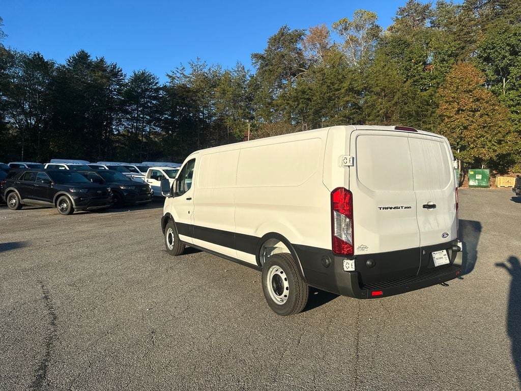 2026 Ford Transit LOW ROOF