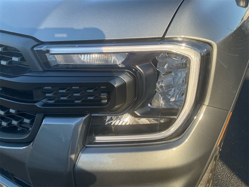 2025 Ford Ranger XL STX