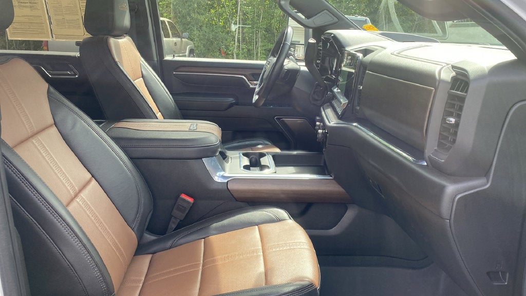 2025 Chevrolet Silverado 3500HD High Country