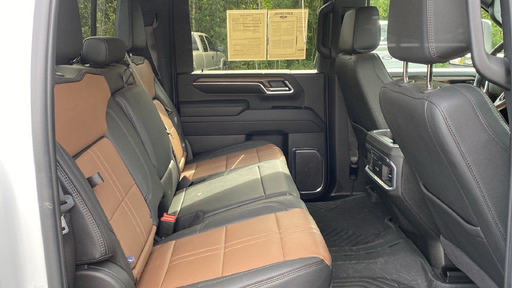 2025 Chevrolet Silverado 3500HD High Country