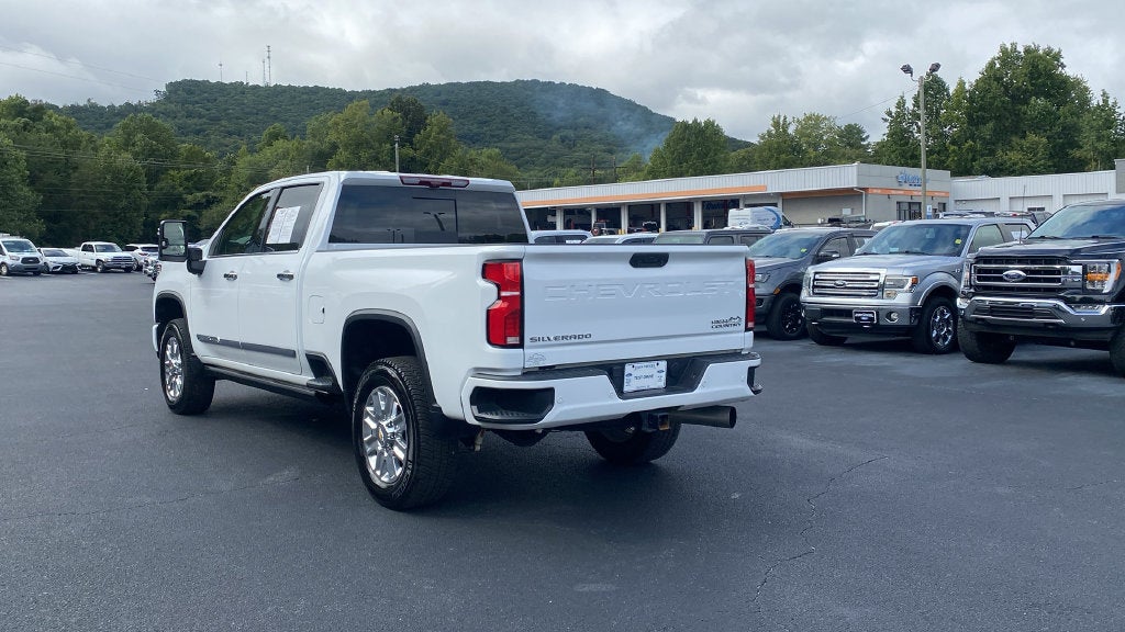 2025 Chevrolet Silverado 3500HD High Country