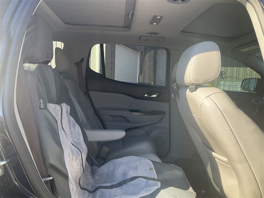 2017 GMC Acadia SLT-1