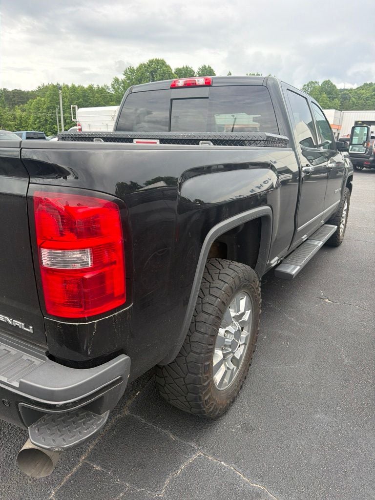 2018 GMC Sierra 2500HD Denali