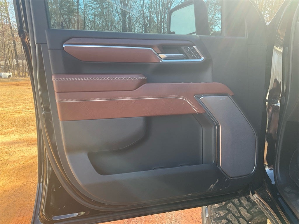 2024 GMC Sierra 2500HD Denali Ultimate