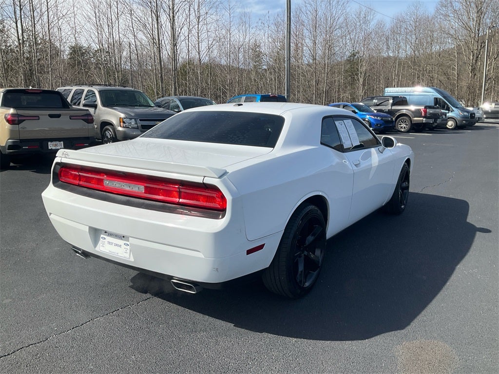 2014 Dodge Challenger SXT