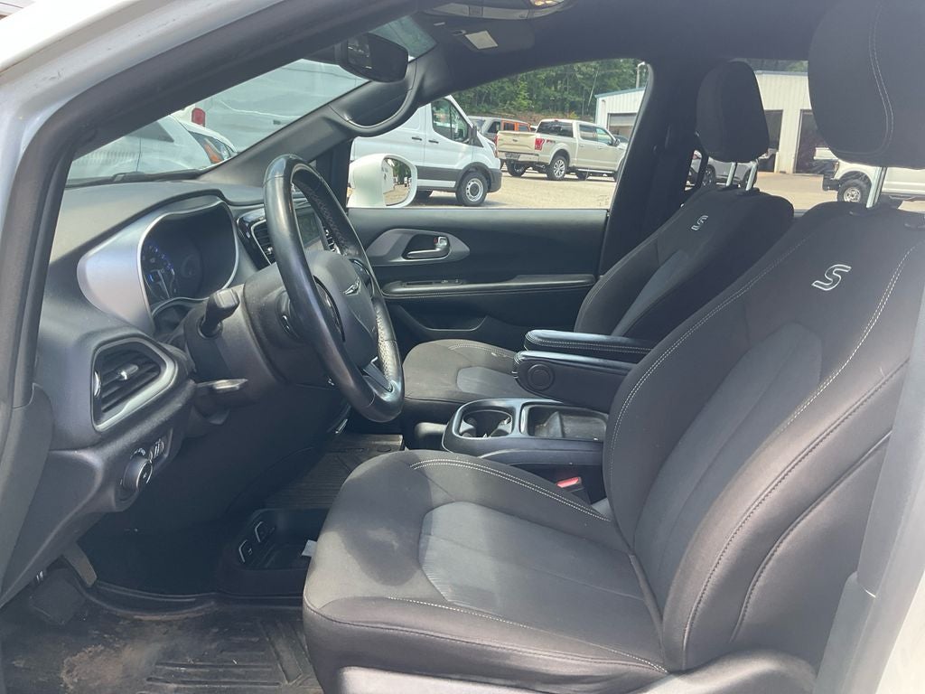 2020 Chrysler Pacifica Touring