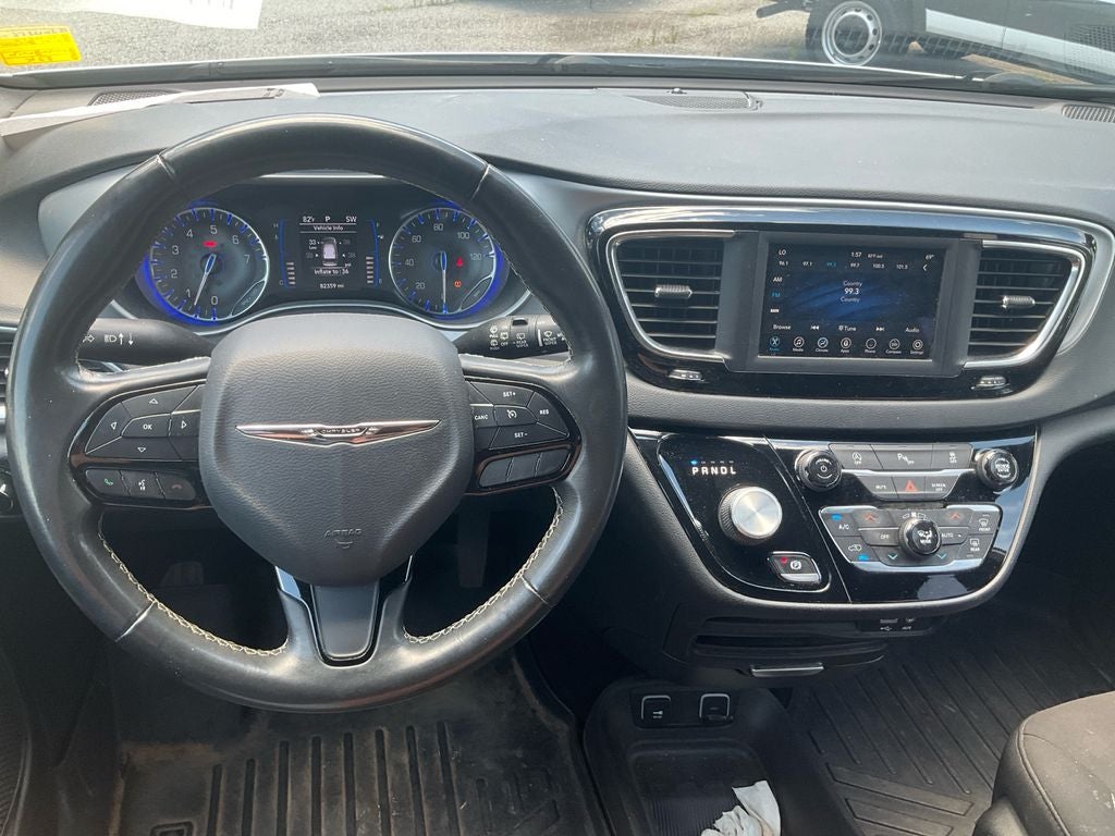 2020 Chrysler Pacifica Touring
