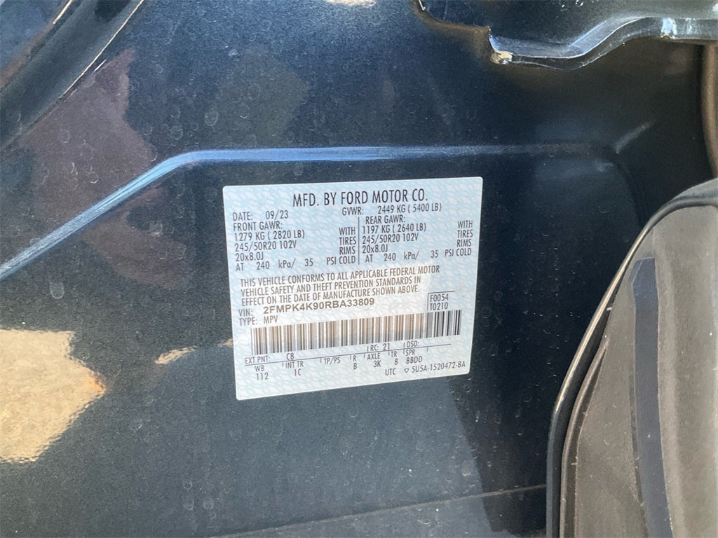 2024 Ford Edge Titanium