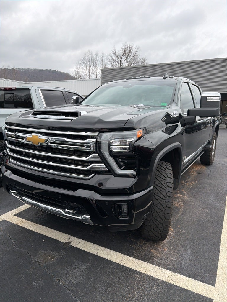 2024 Chevrolet Silverado 2500HD High Country