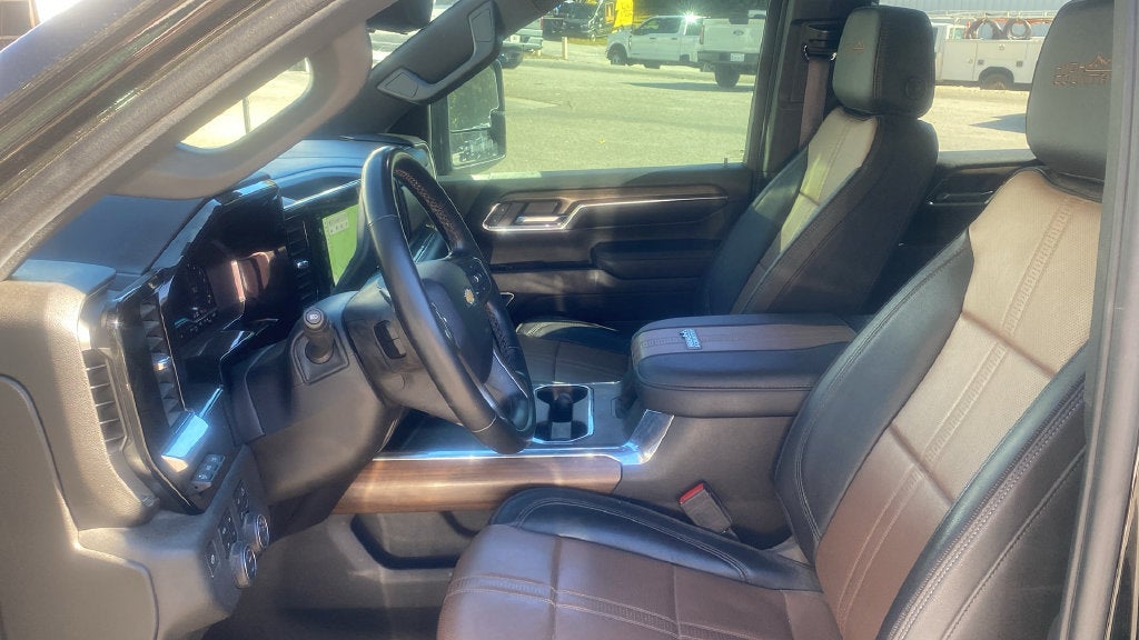 2024 Chevrolet Silverado 3500HD High Country