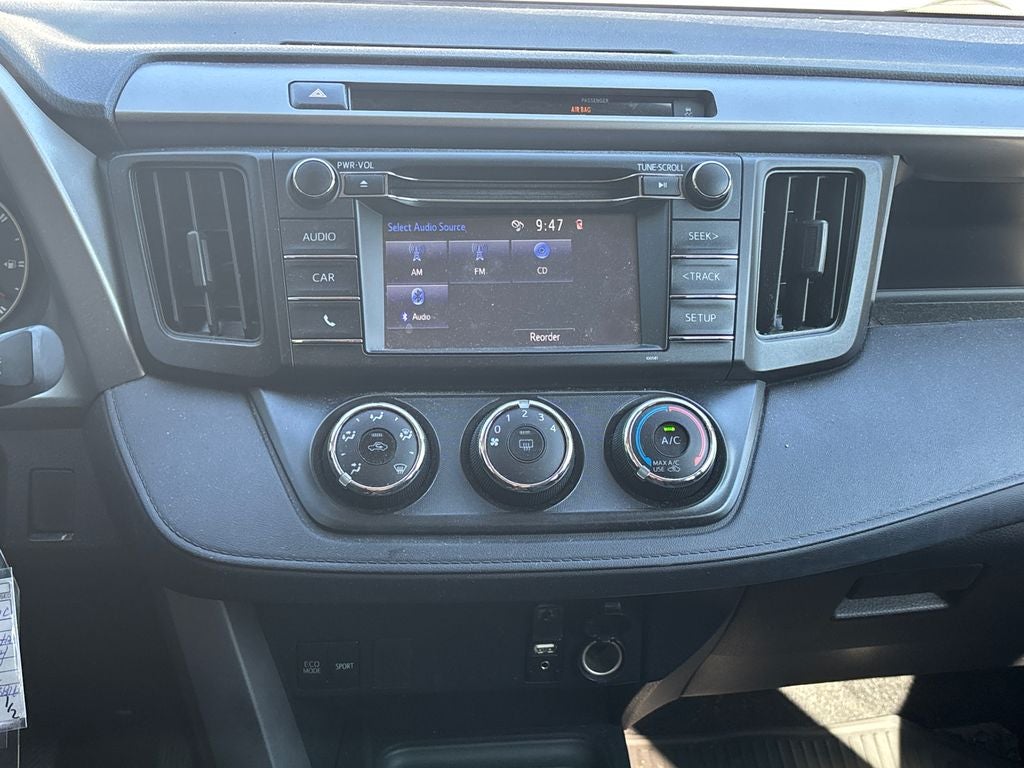 2016 Toyota RAV4 LE