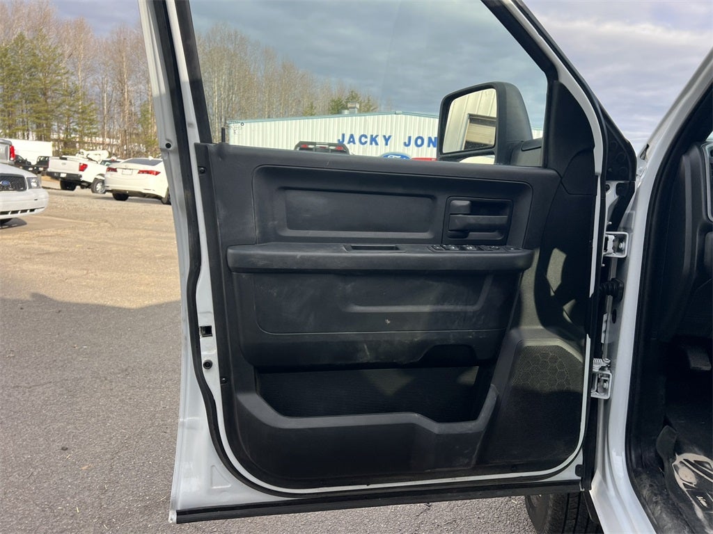 2024 RAM 3500 Tradesman Dump Bed