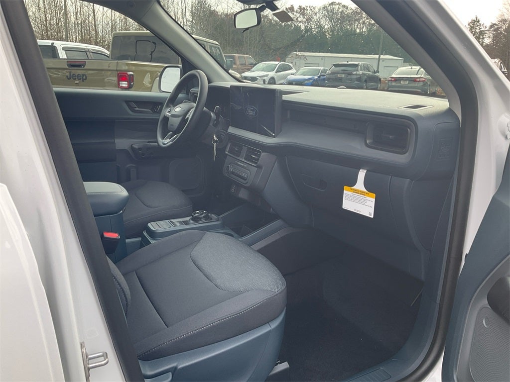 2025 Ford Maverick XL