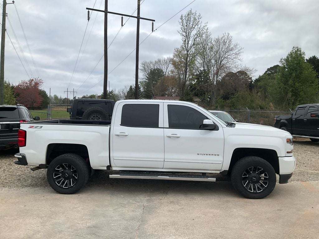 2017 Chevrolet Silverado 1500 LT LT2