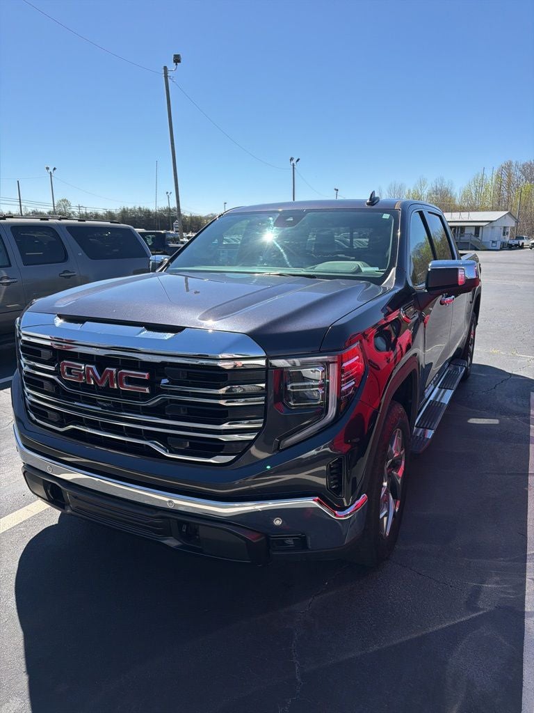 2022 GMC Sierra 1500 SLT