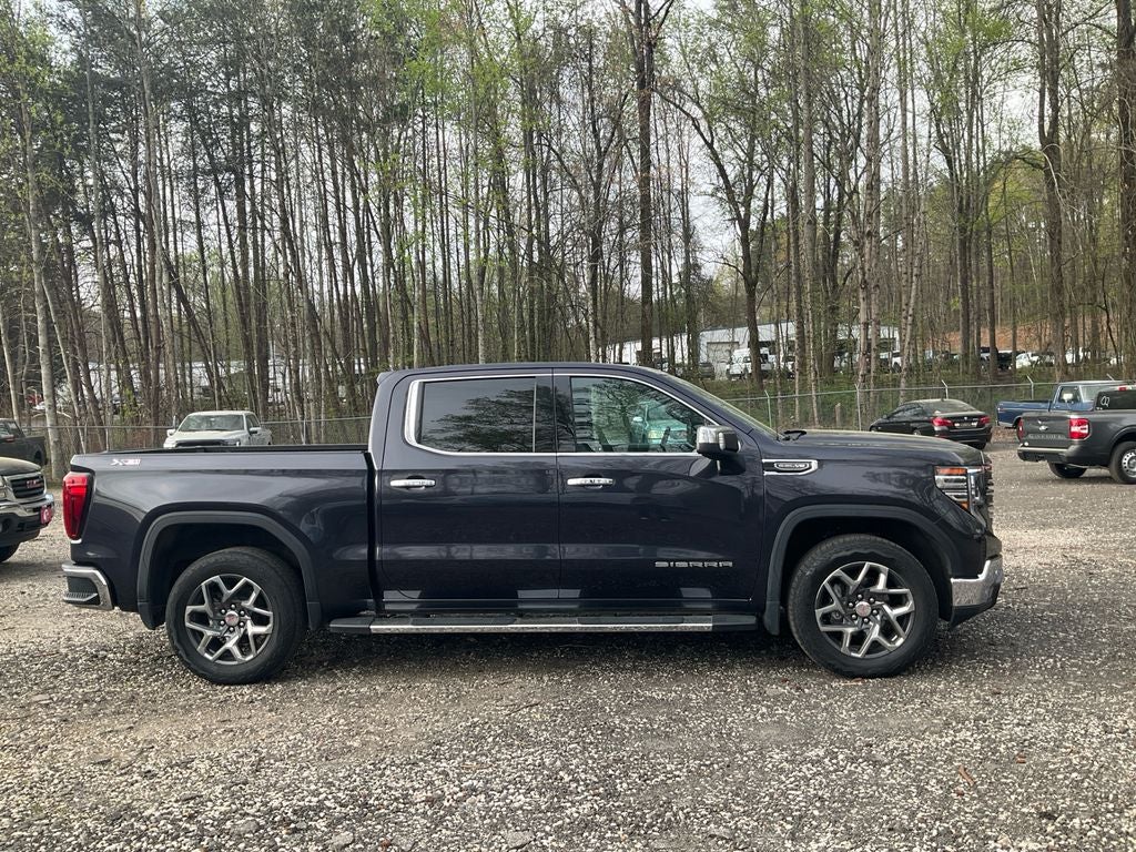 2022 GMC Sierra 1500 SLT