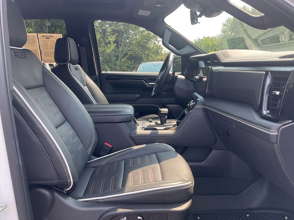 2025 GMC Sierra 1500 AT4X