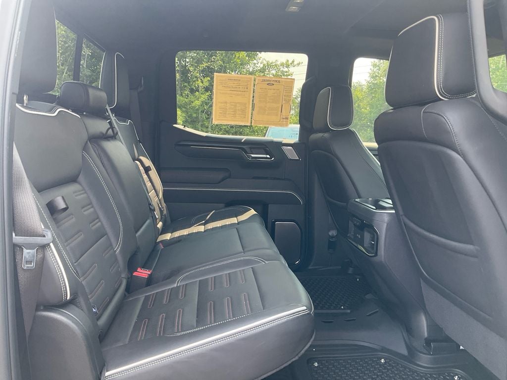 2025 GMC Sierra 1500 AT4X
